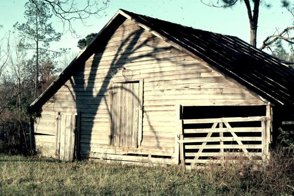 FLOYD BARN
