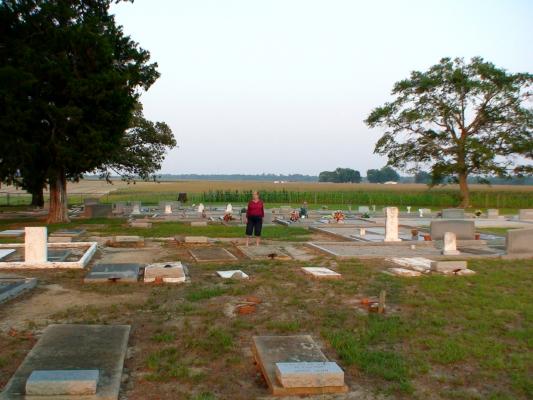 June 2007 - MVW at Pink's grave.